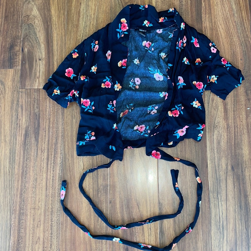 Crop top